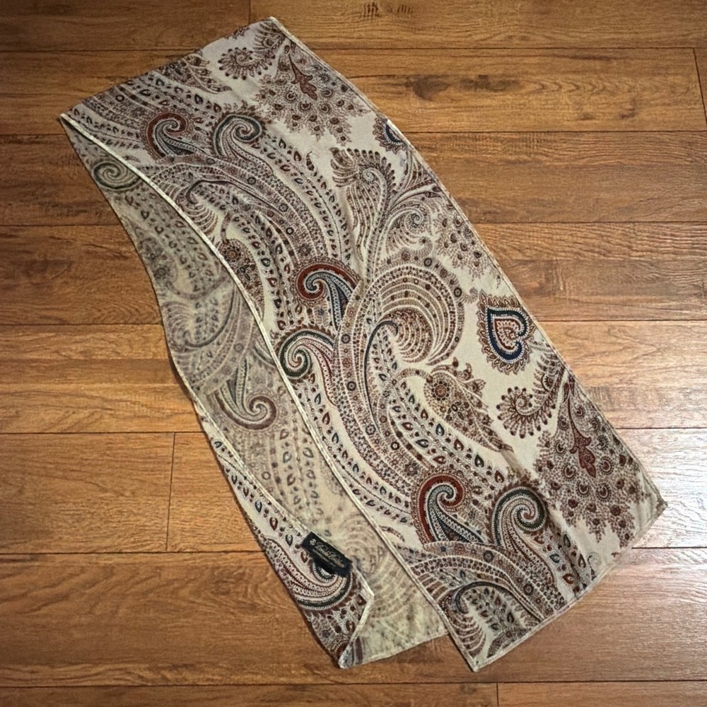 Brooks Brothers Unisex Paisley Scarf Cream Silk Blend OS Made in Italy 66x12